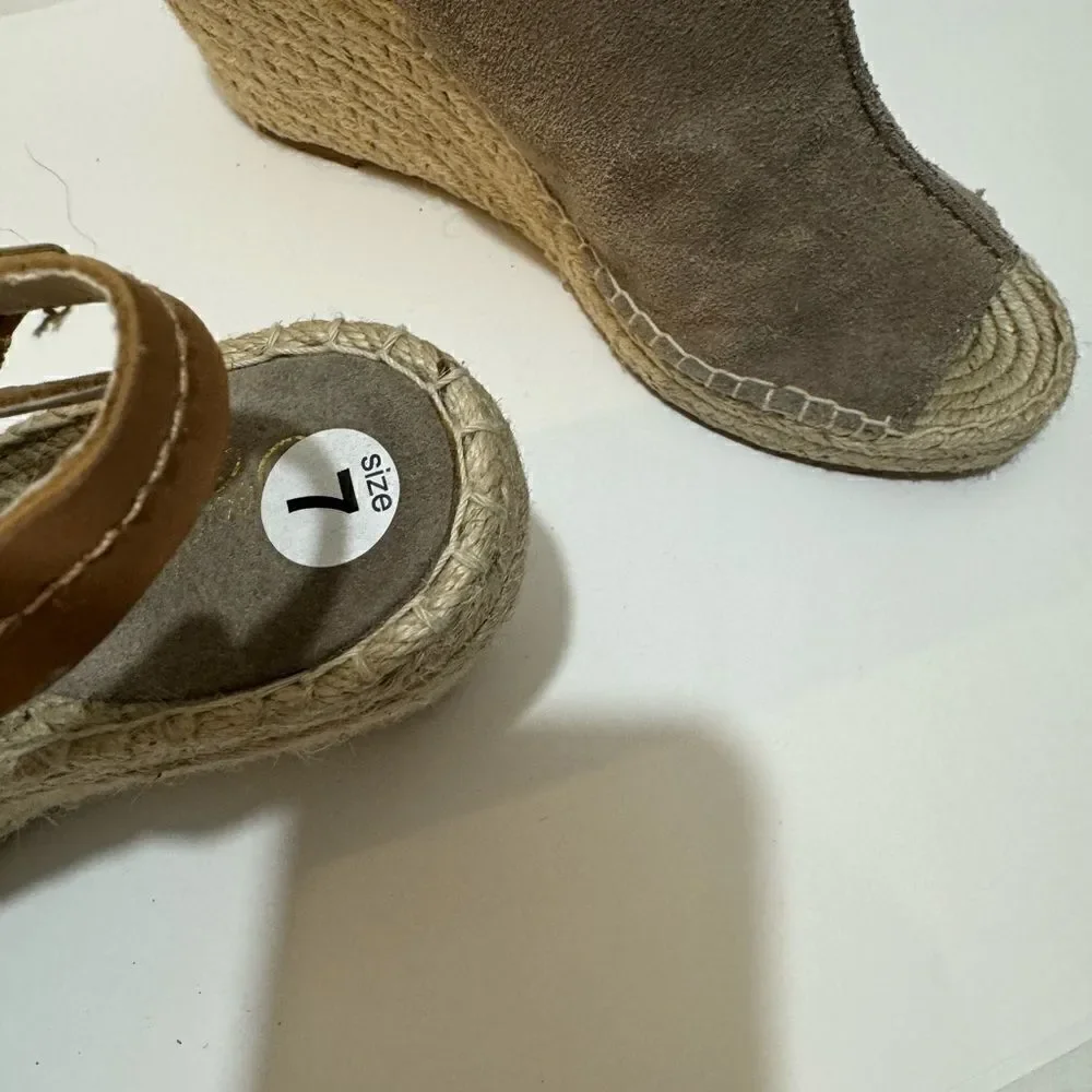 Seychelles 'Charismatic' Suede Wedge Peep Toe